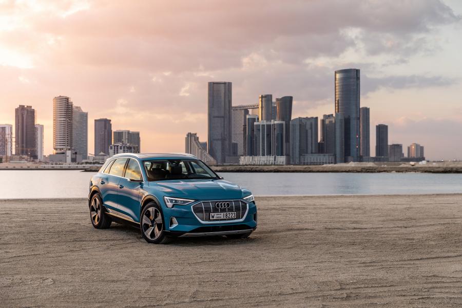  Audi e-tron 55 Quattro 2019 года  (WW) (фото 128 из 452)